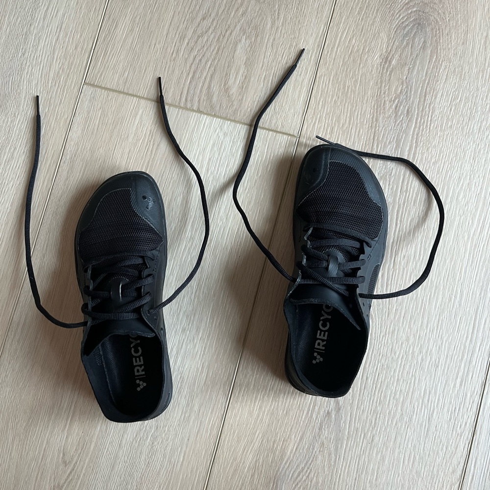 VIVOBAREFOOT Primus Lite EUR size 35 shoes